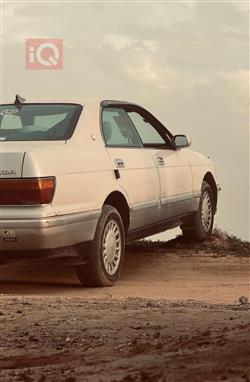 تۆیۆتا کراون